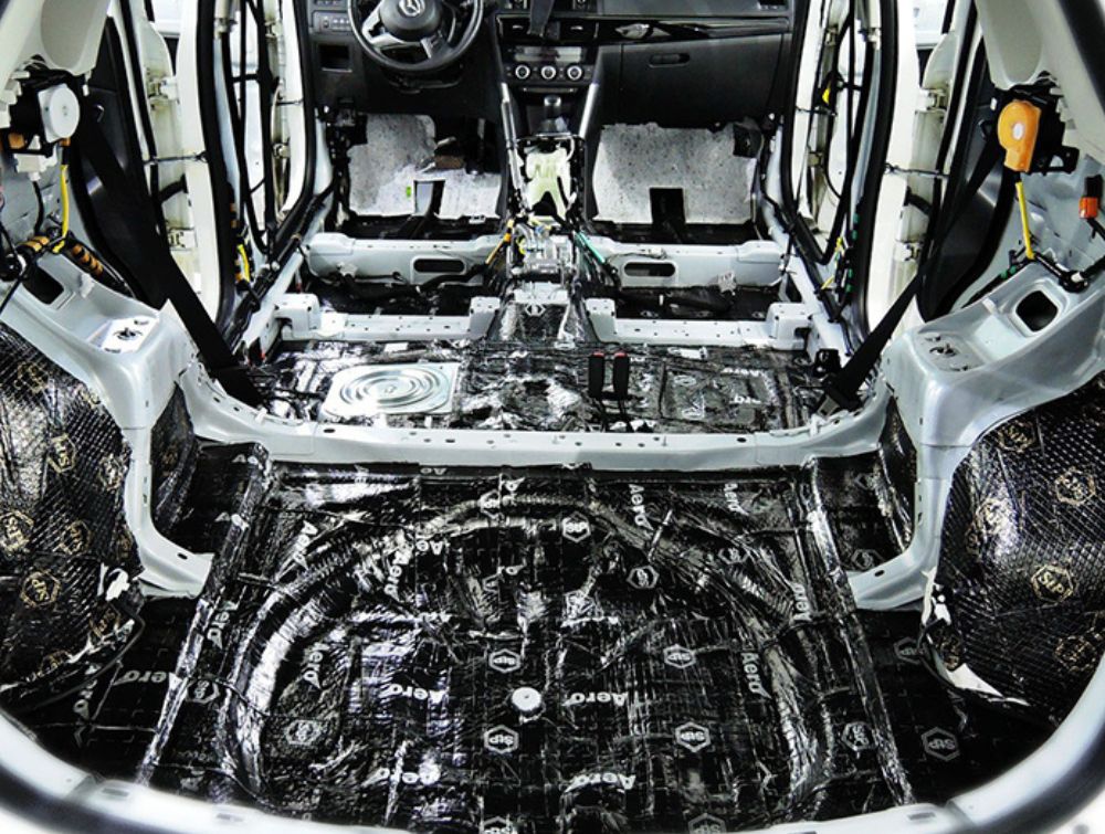 cách âm chống ồn xe hơi